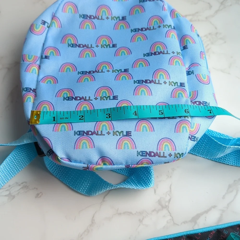 Kendall & Kylie makeup bags set of 2. NWT!
